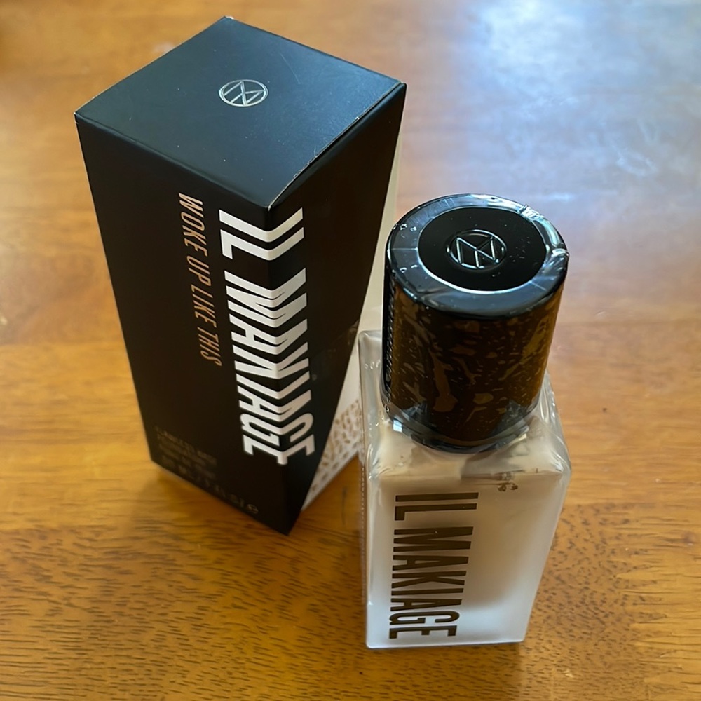 Il Makiage Woke Up Like This flawless base foundation 40 (light/medium neutral)